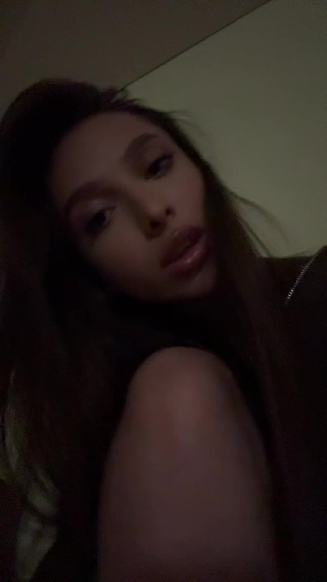 @d