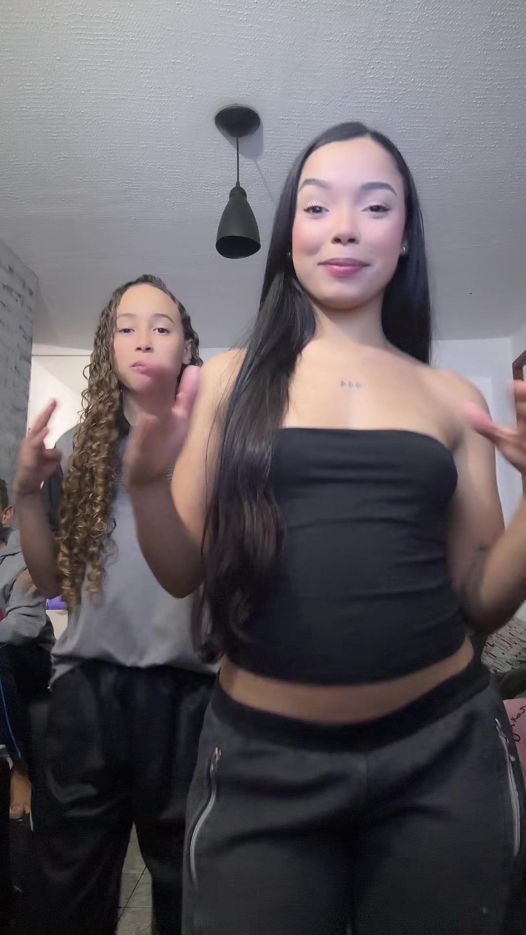 @_aferreiraa__