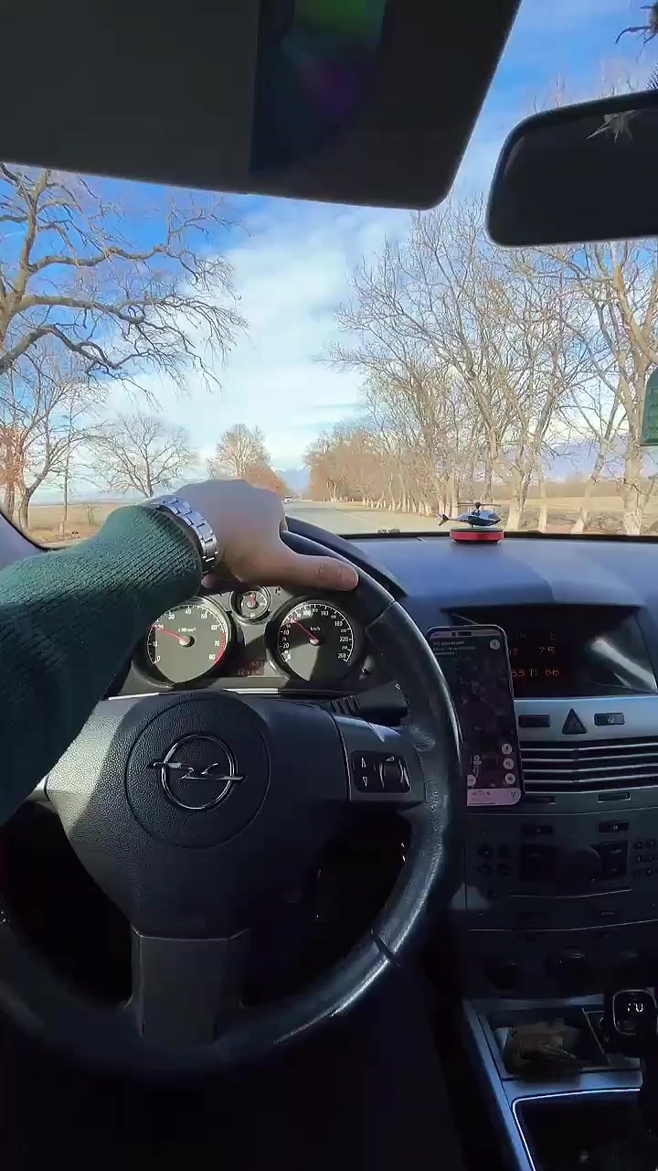 @𝓡. 𝓗𝓾̈𝓼𝓮𝔂𝓷𝓸𝓿