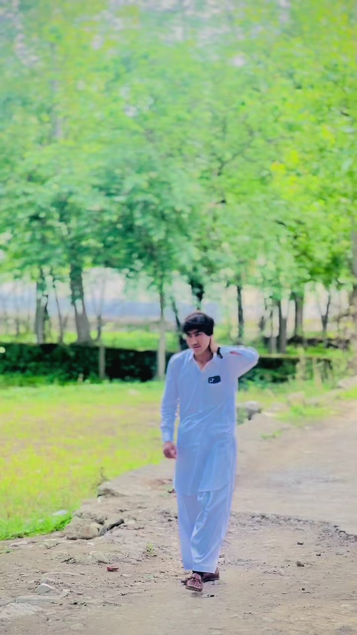 @♛𝑀̮̑𝐾̮̑♛  سلطان خیل؟
