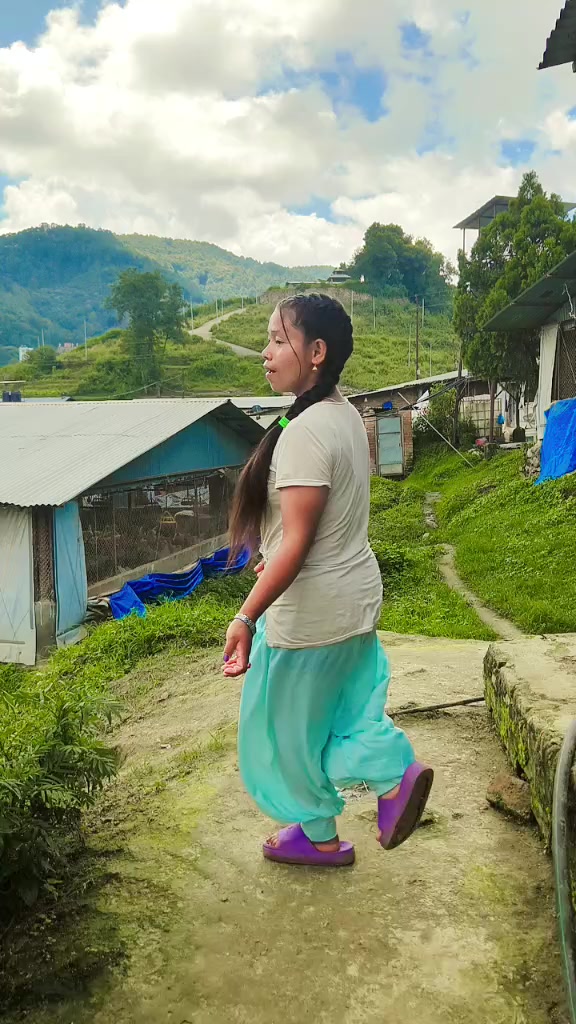@☦️सोफिया चेपाङ्ग🇳🇵