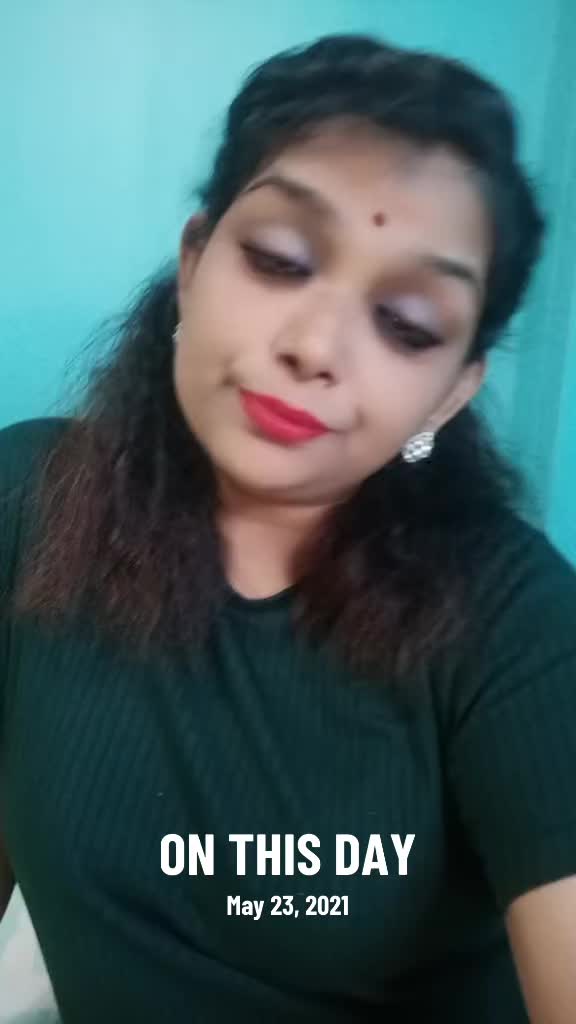 @Gayathiri_Thevar