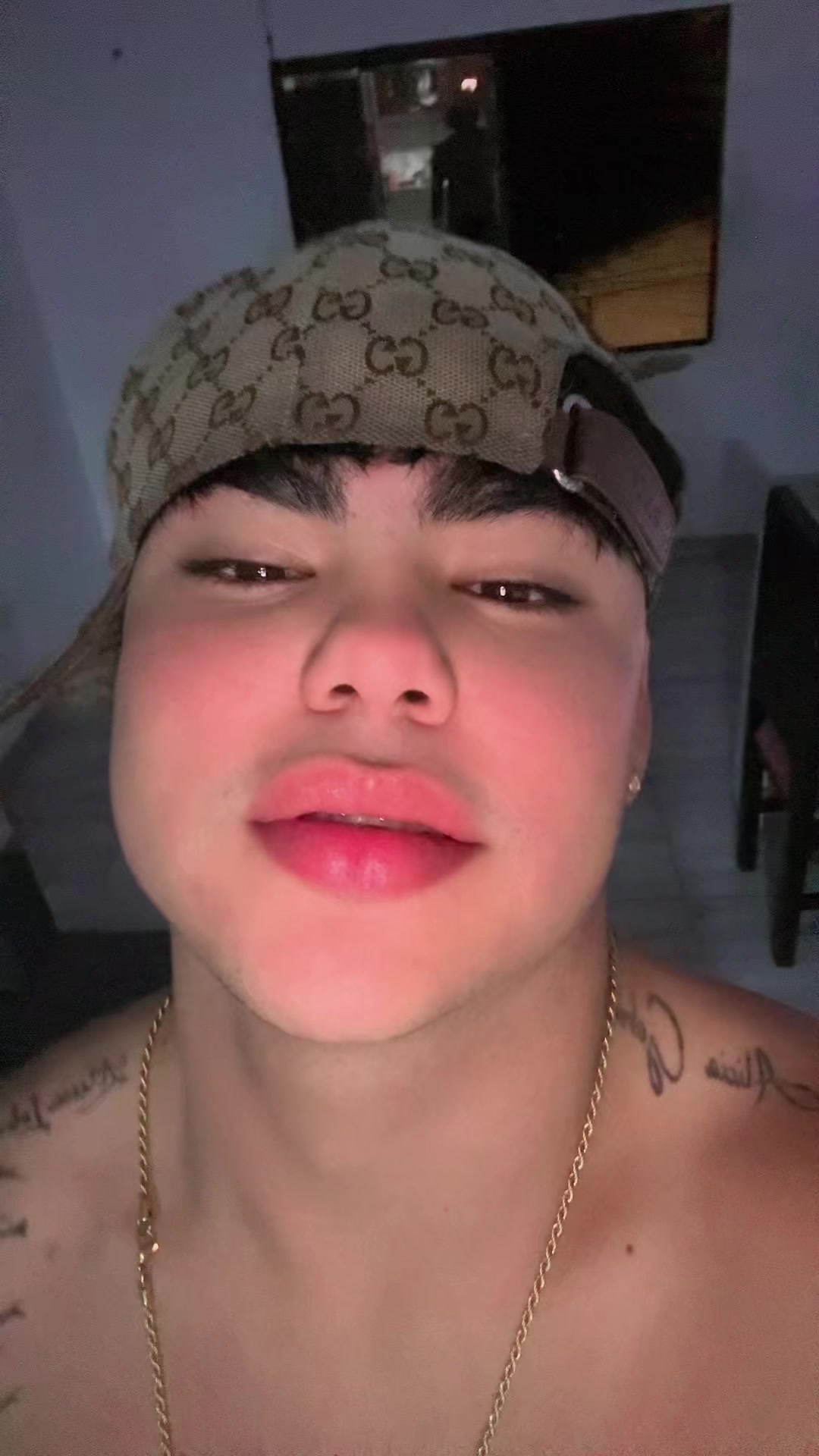 @Alejito ✨