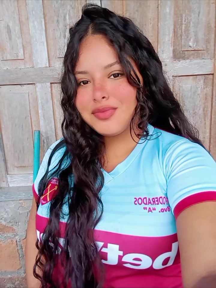@Leidy💗