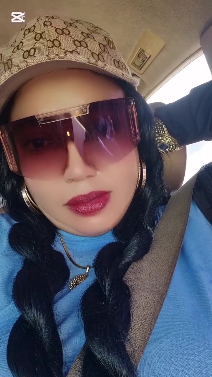 @GlobalBosslady