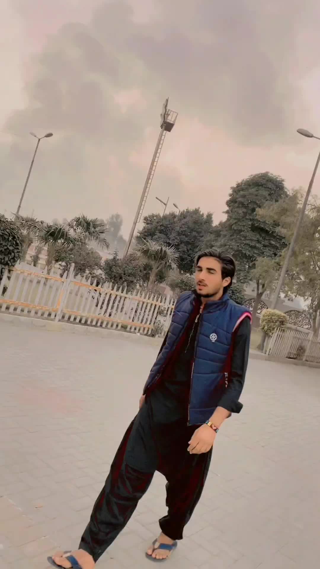 @Fahad Jani😎