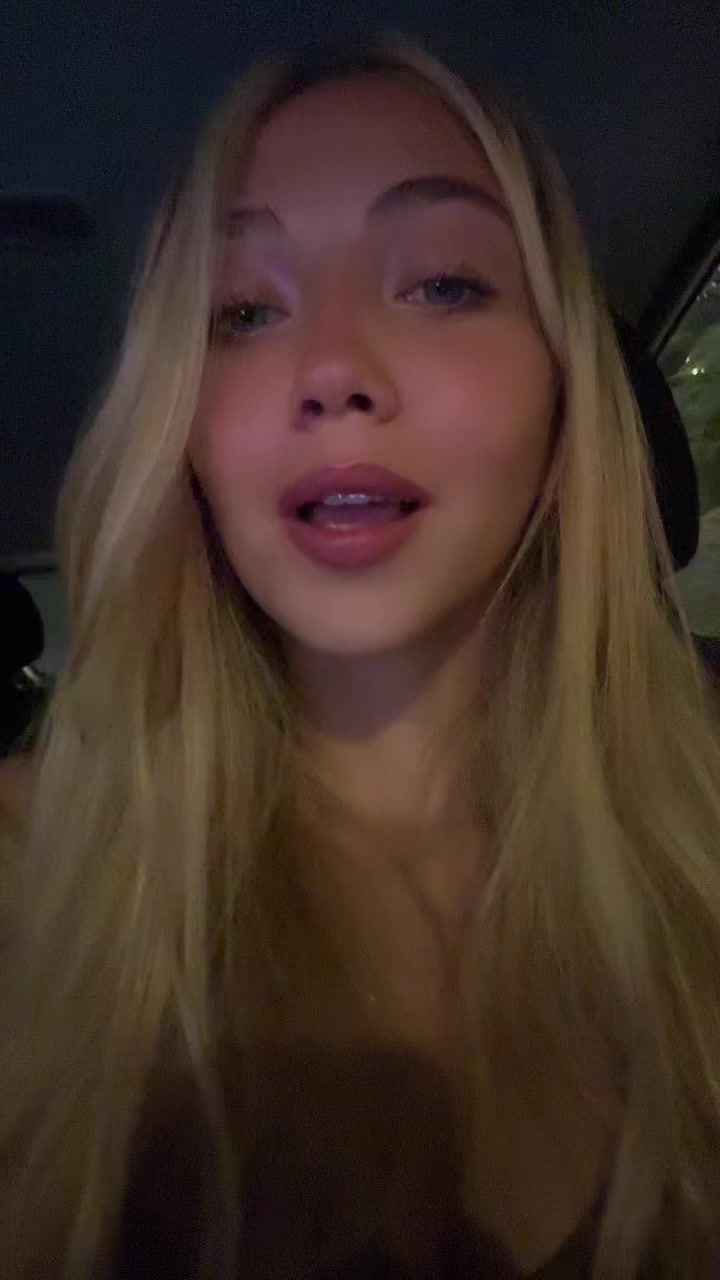 @Ella.