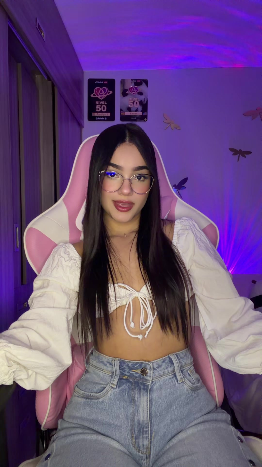 @Adela 🐼🩶