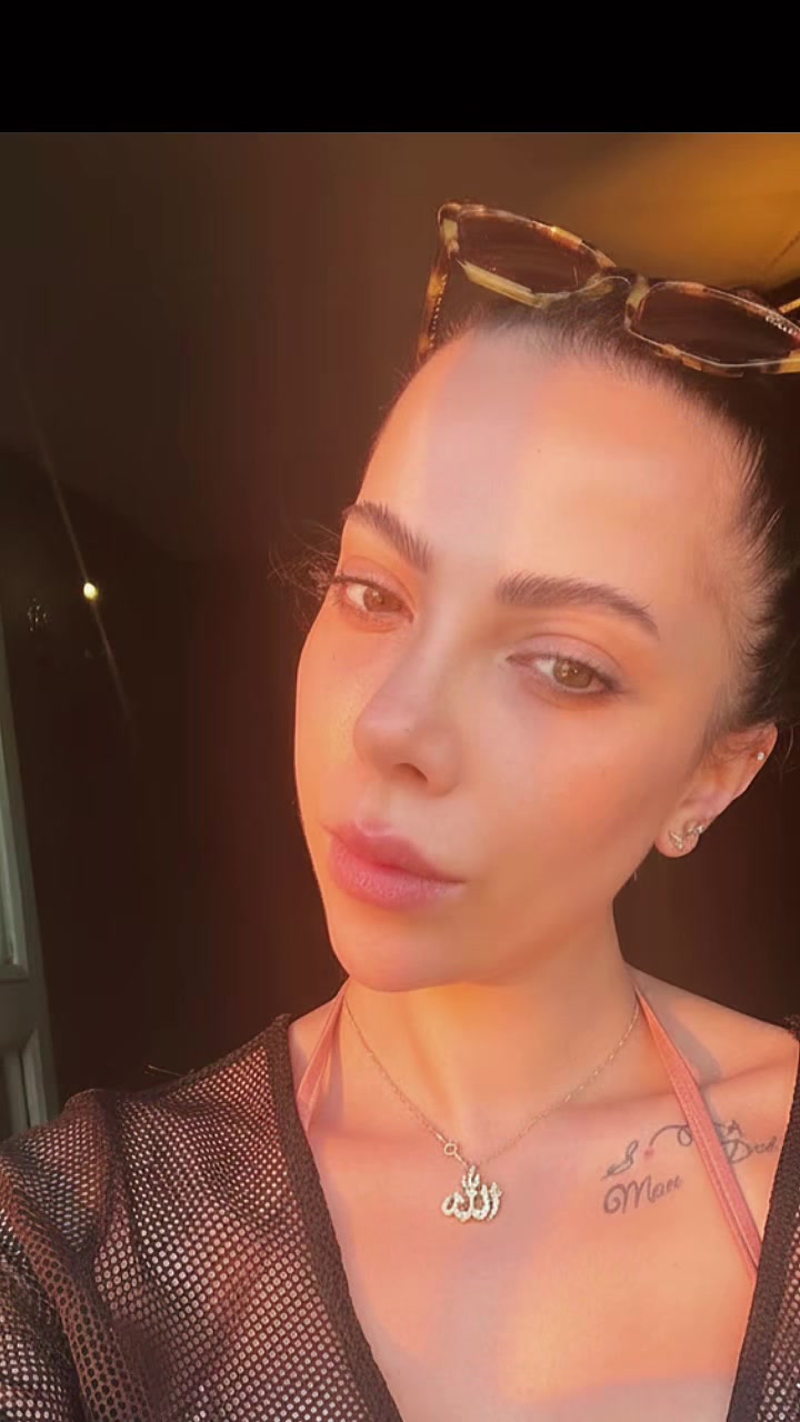 @feyza-فايزة