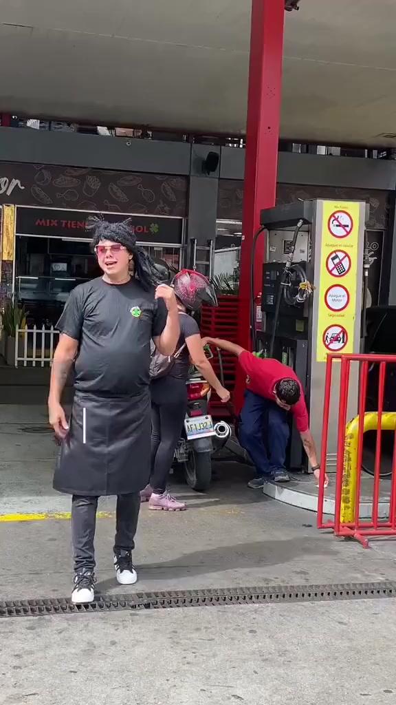 @YANITZAAA 🥭