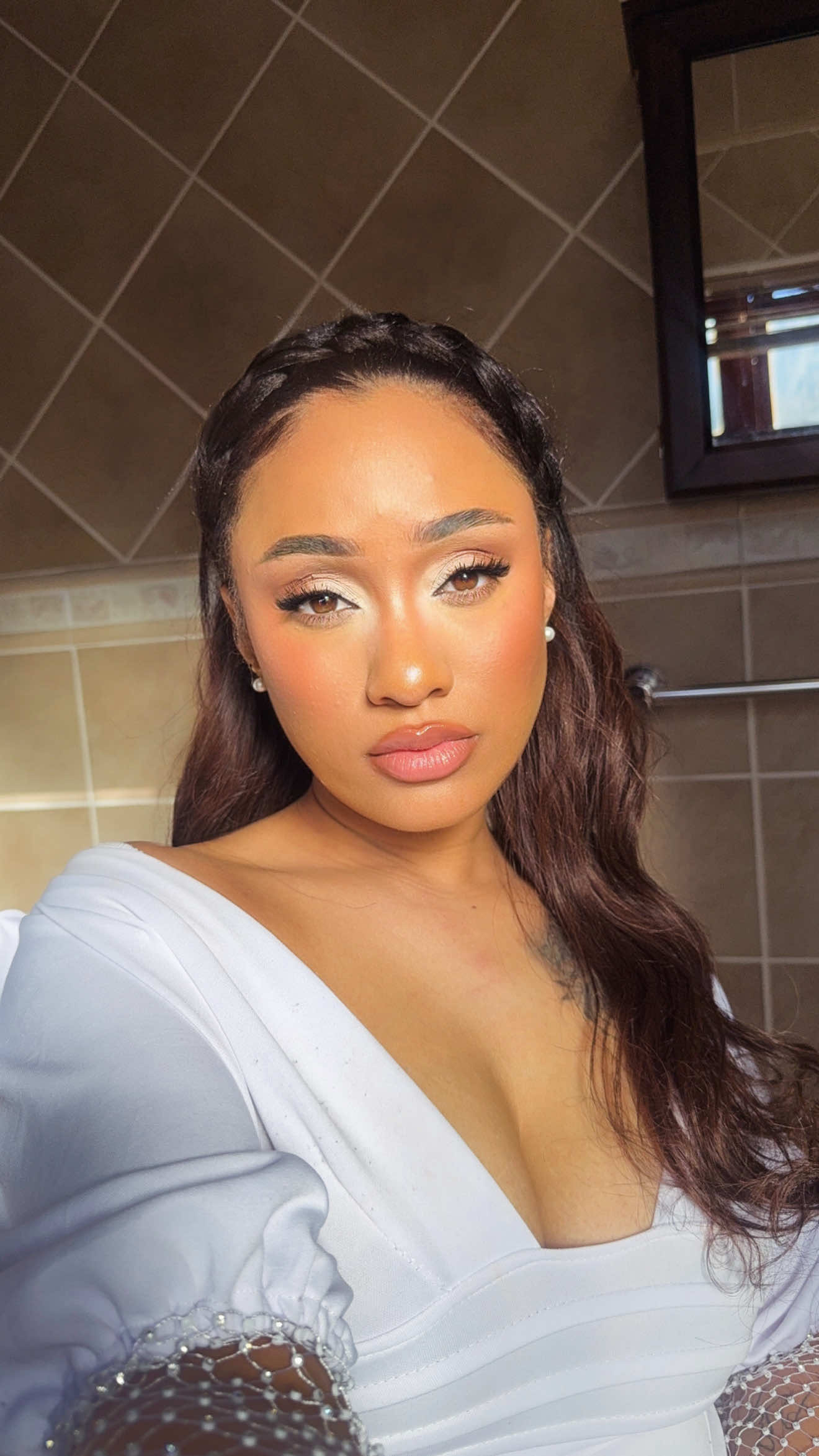 @Sam The Make-Up Artist🇿🇦