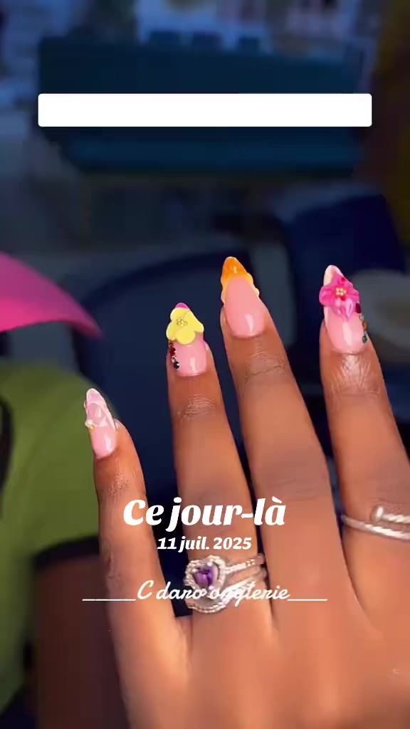 @Maman glam nails🥥🫧