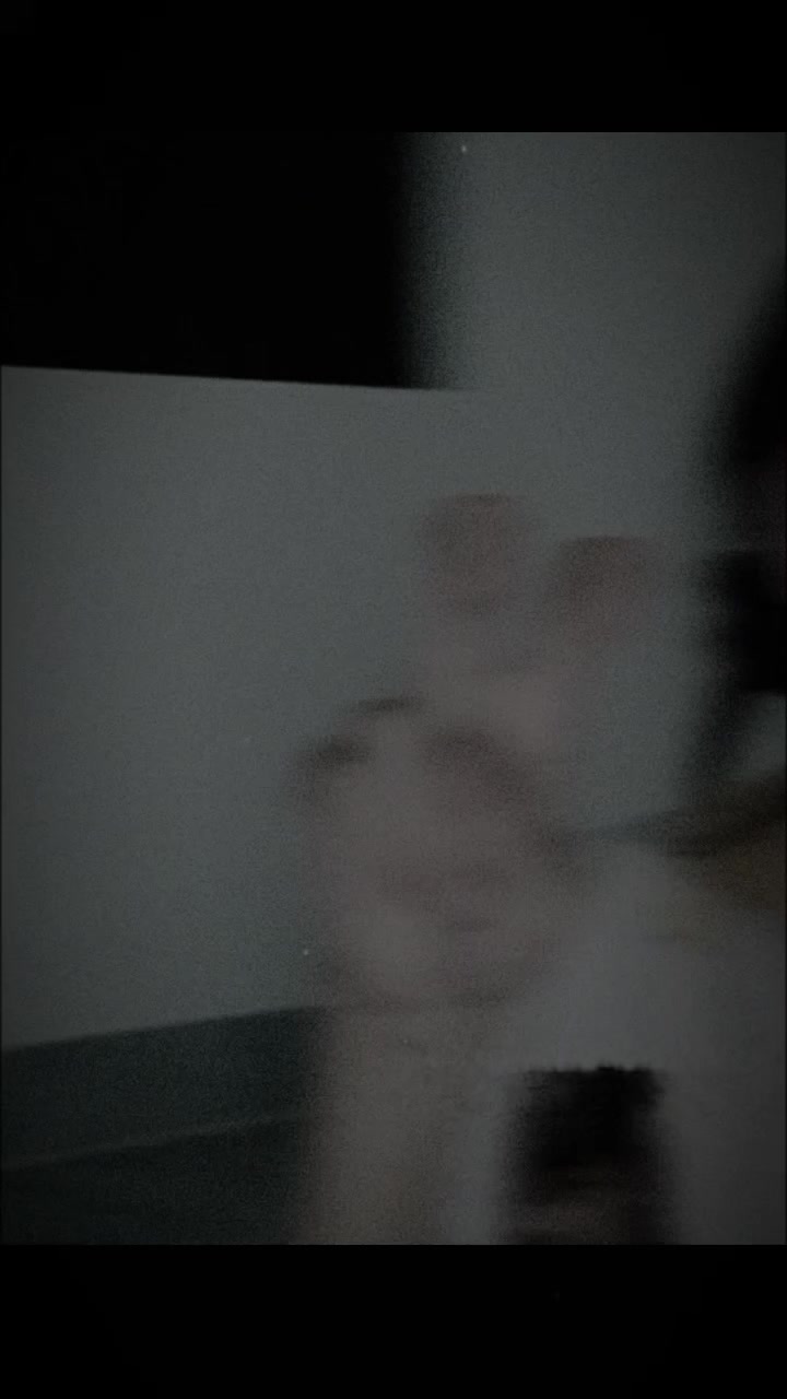 @🗿