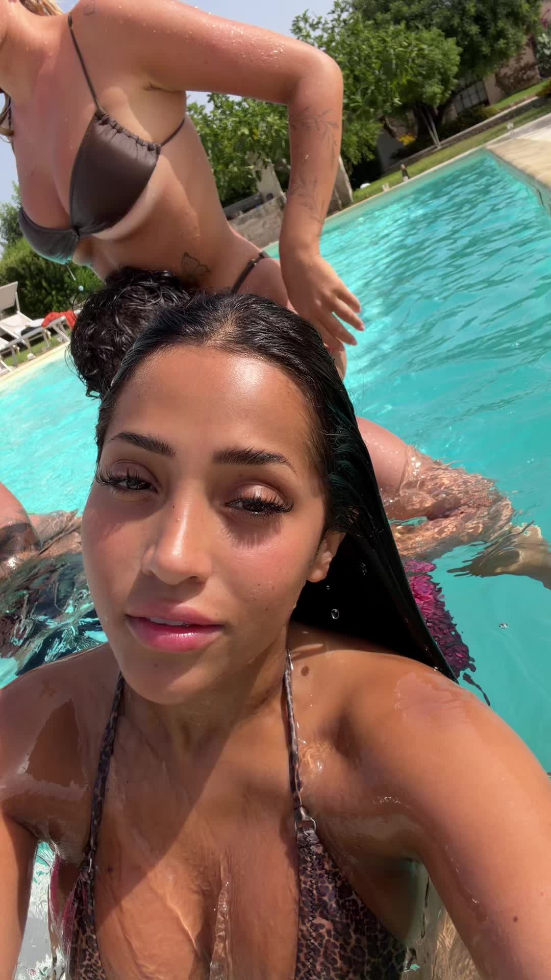 @Mel2
