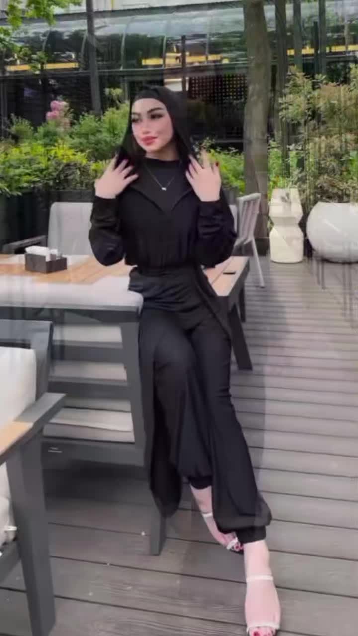 @🖤