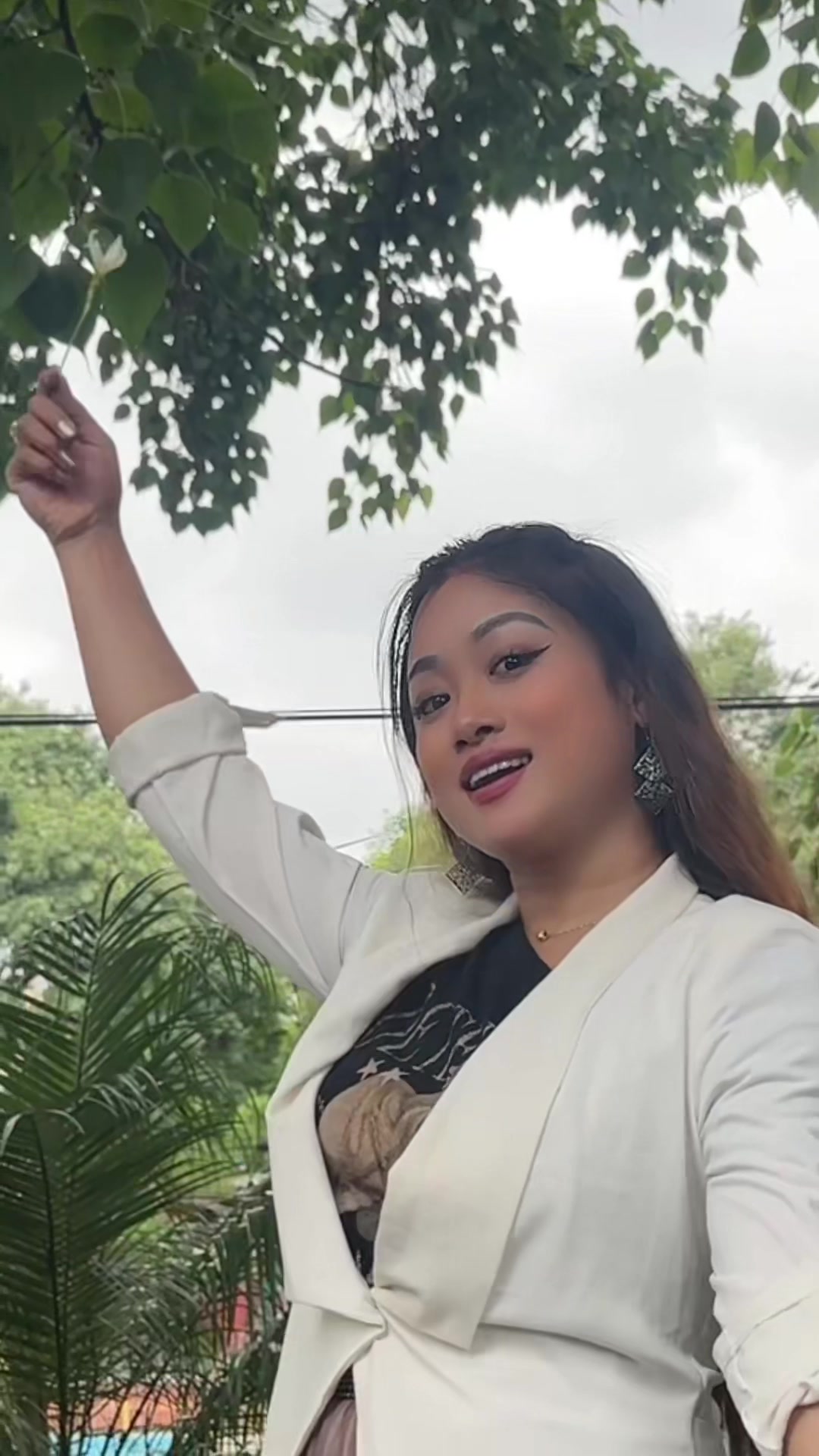 @🦋 Mechu Dhimal 🕊️