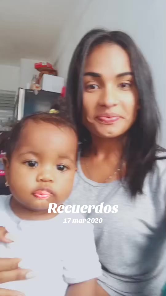 @Dellis Laura Chavez Mu&ntilde;oz