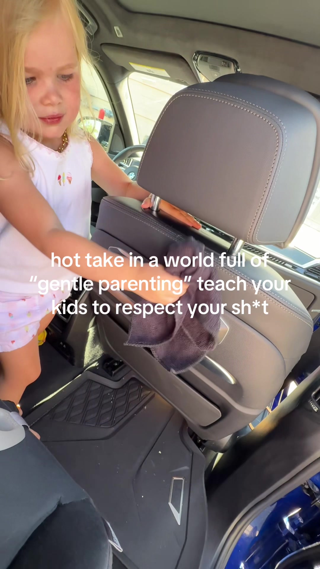 @Celine Beausoleil | GIRL mom🤍