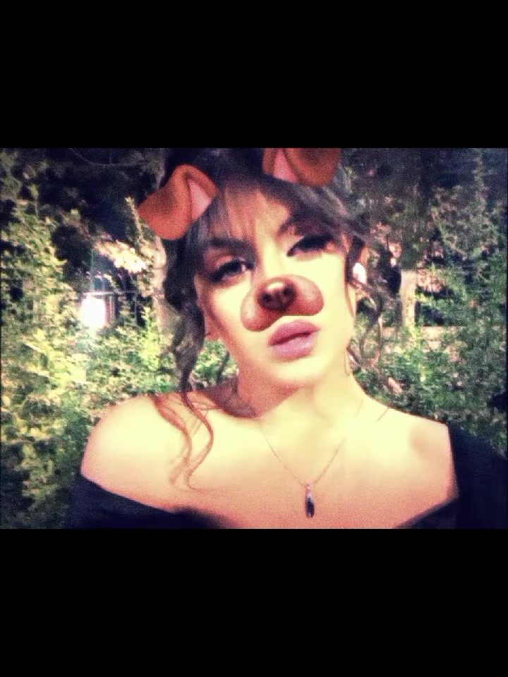 @selenaww