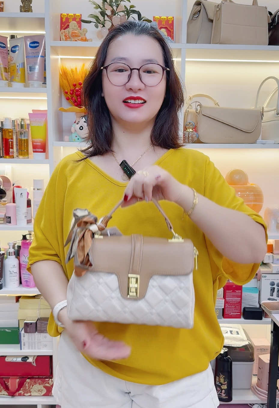 @Ổ Của Lộc1376