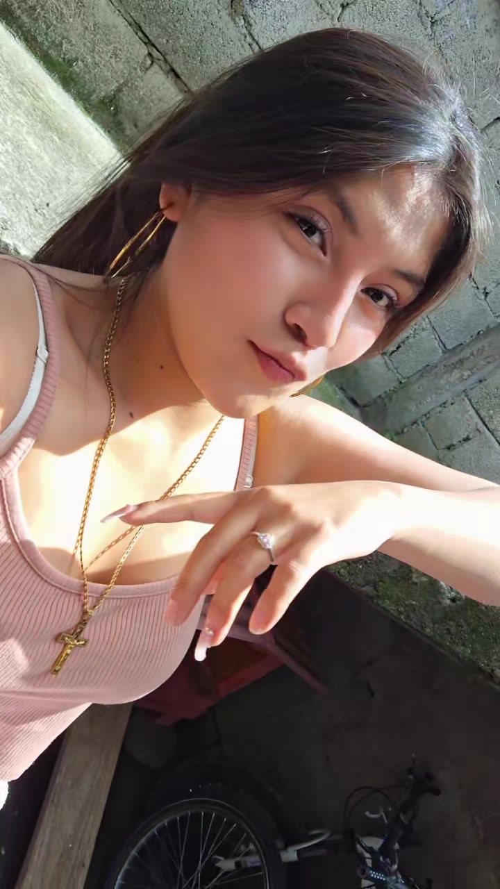 @𝙳𝚎𝚢𝚊𝚗𝚎𝚒𝚛𝚊🖤🌸