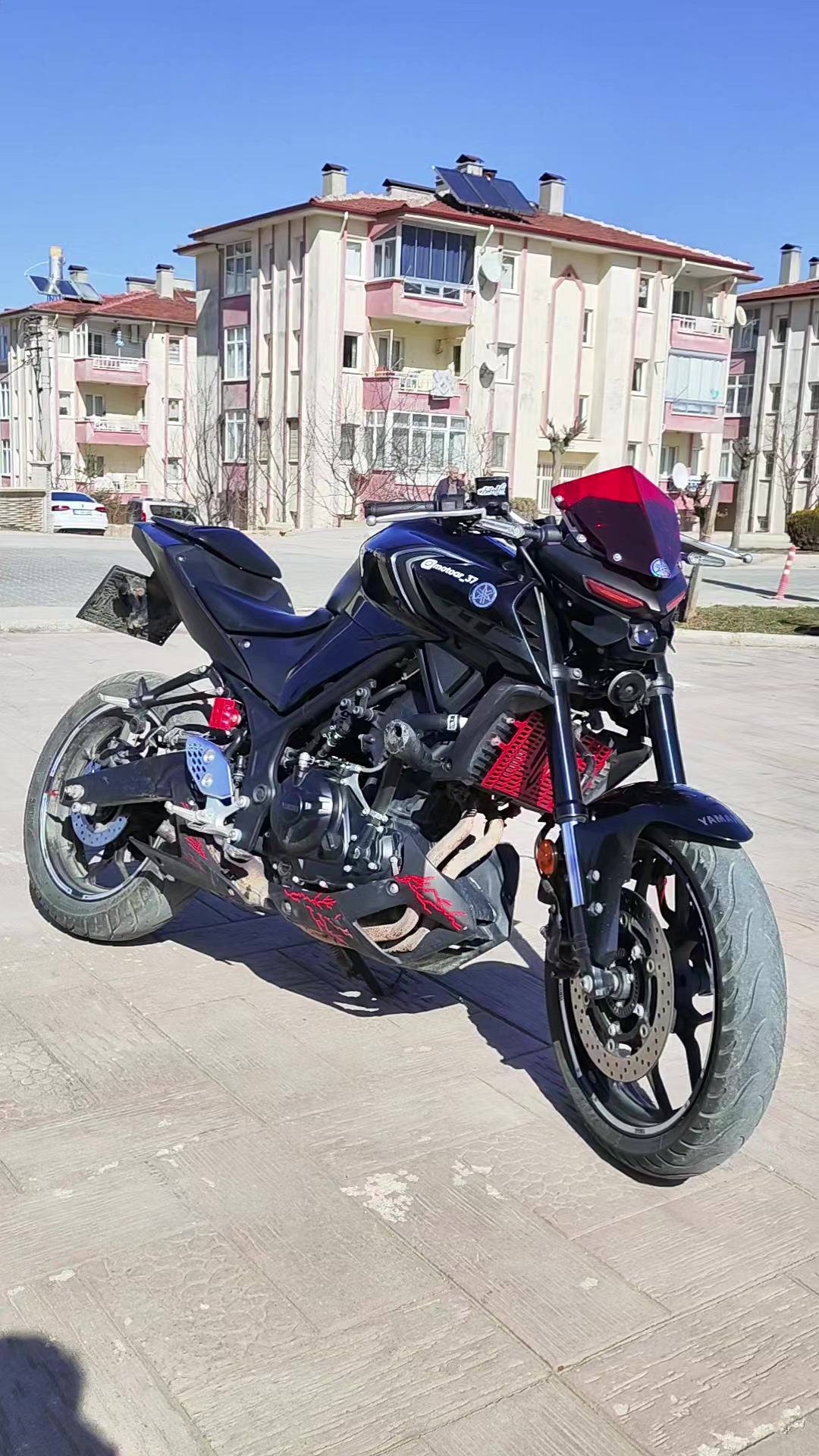 @MOTOAR37