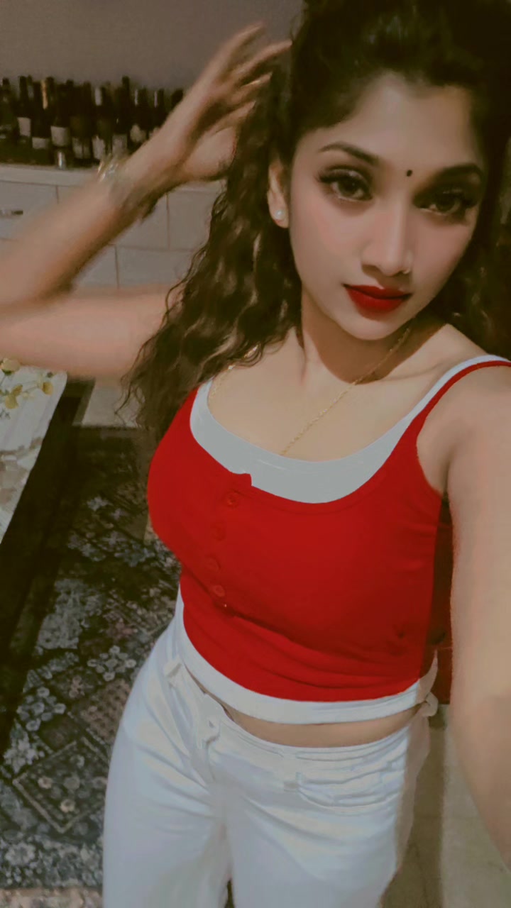 @Marykavitha_28 ♥️🖤