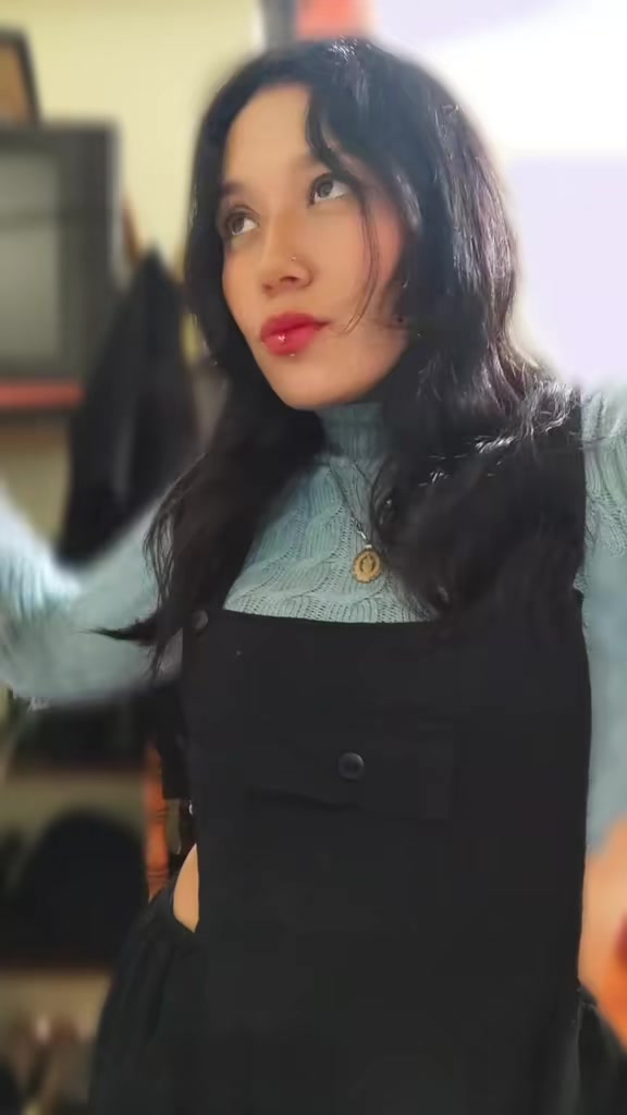@🎭🥷 LUCIA 🥷🎭