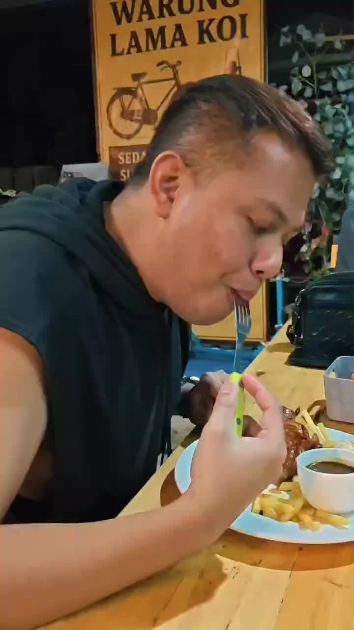 @Warung Lama Koi