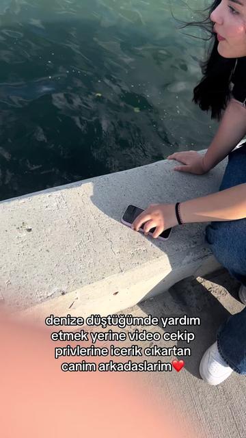 @𝓲𝓻𝓶𝓪𝓴 𝓷𝓪𝔃𝓵𝓲𝓲🎀