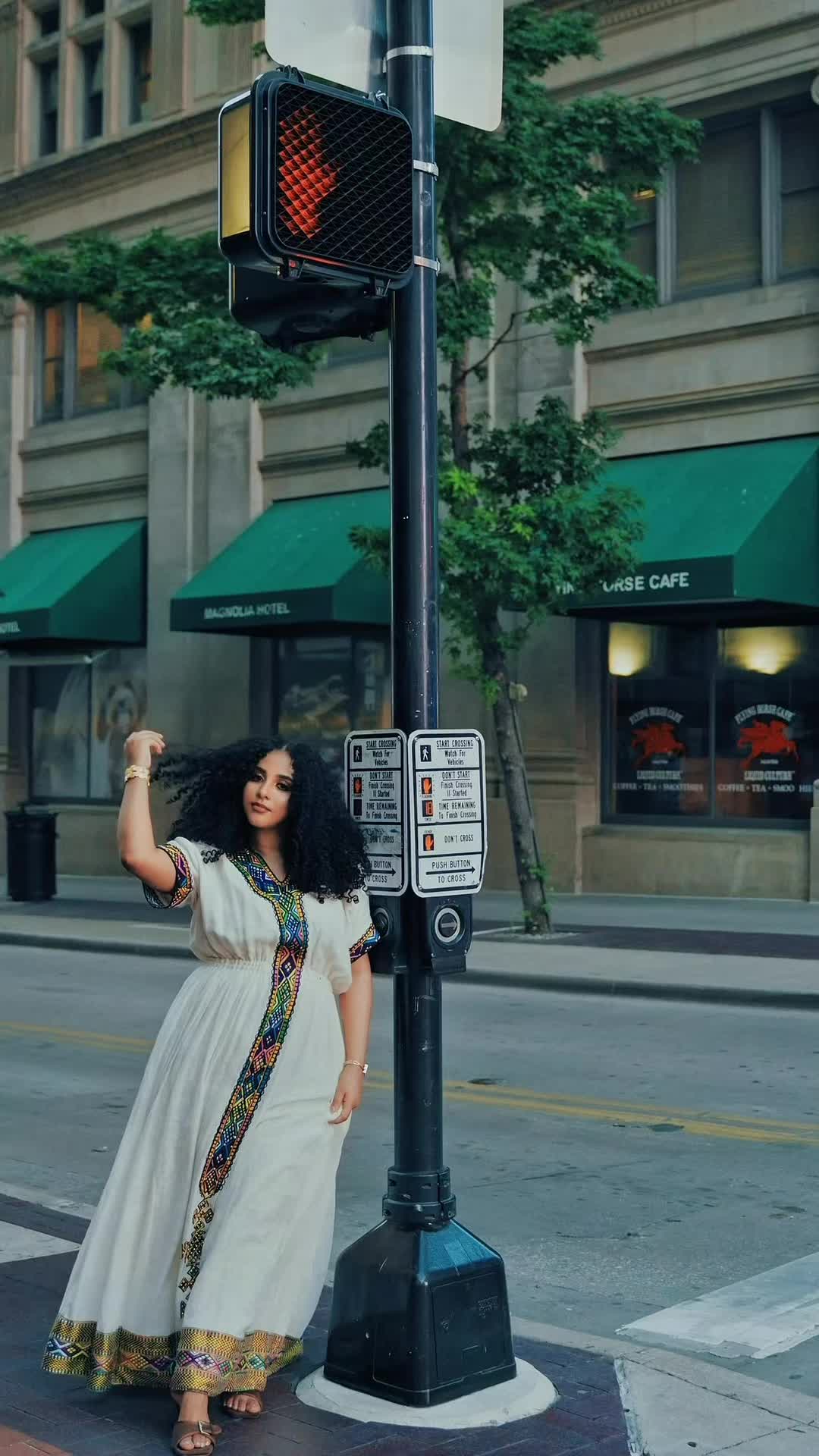 @𝓼𝓲𝓶𝓻𝓮𝓽🌺