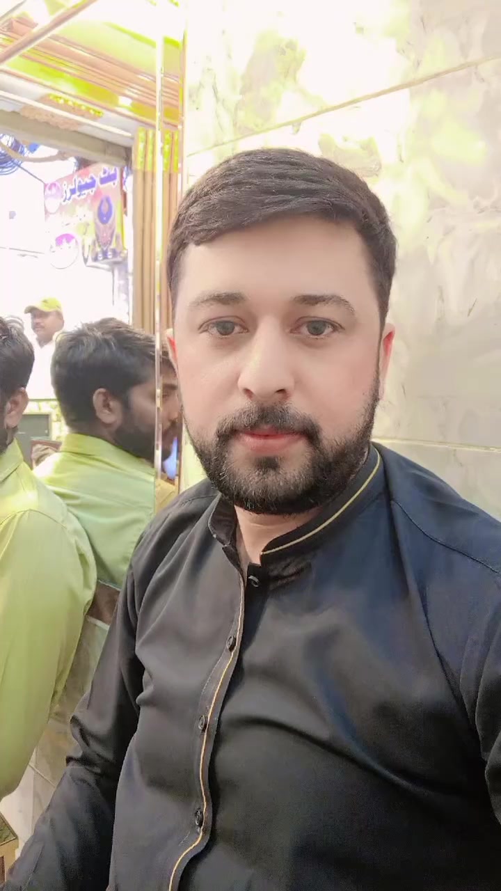 @UmaR BuTT