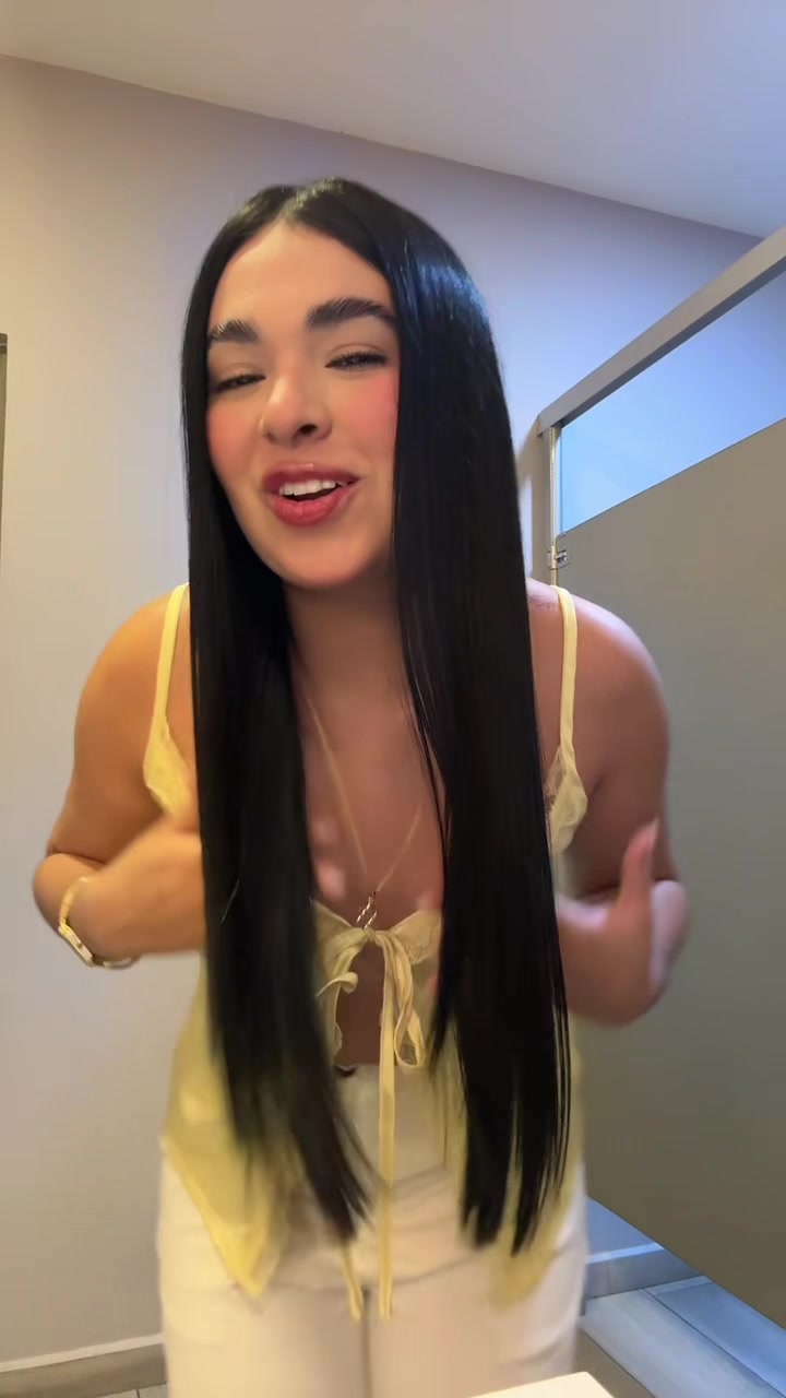 @𝙑𝙖𝙡𝙚𝙧𝙞𝙖 𝘾