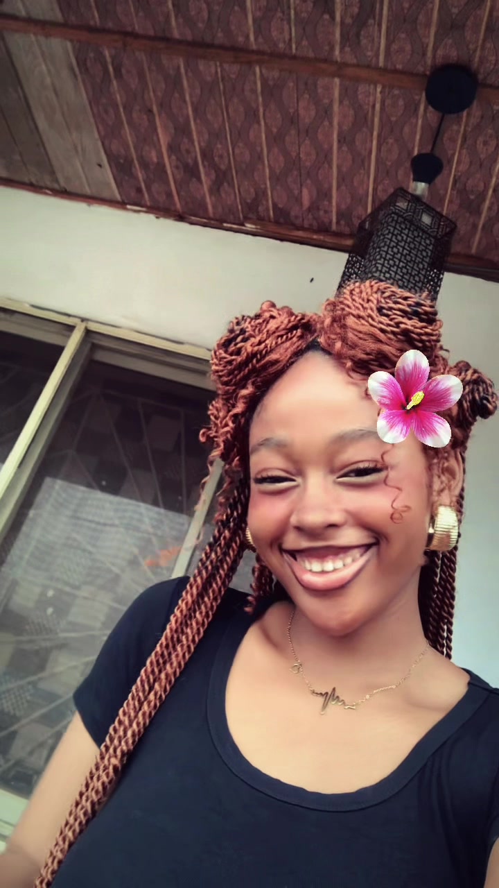 @karesimi💕🥹
