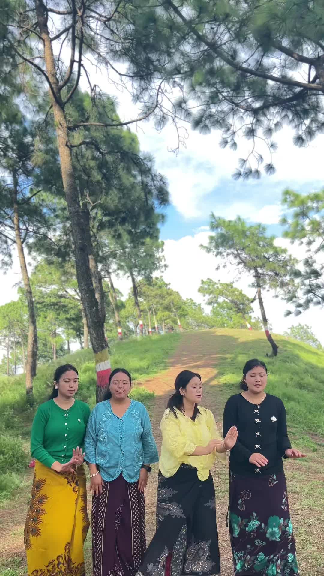 @ᥫ᭡ रबिना आले मगर ᥫ᭡