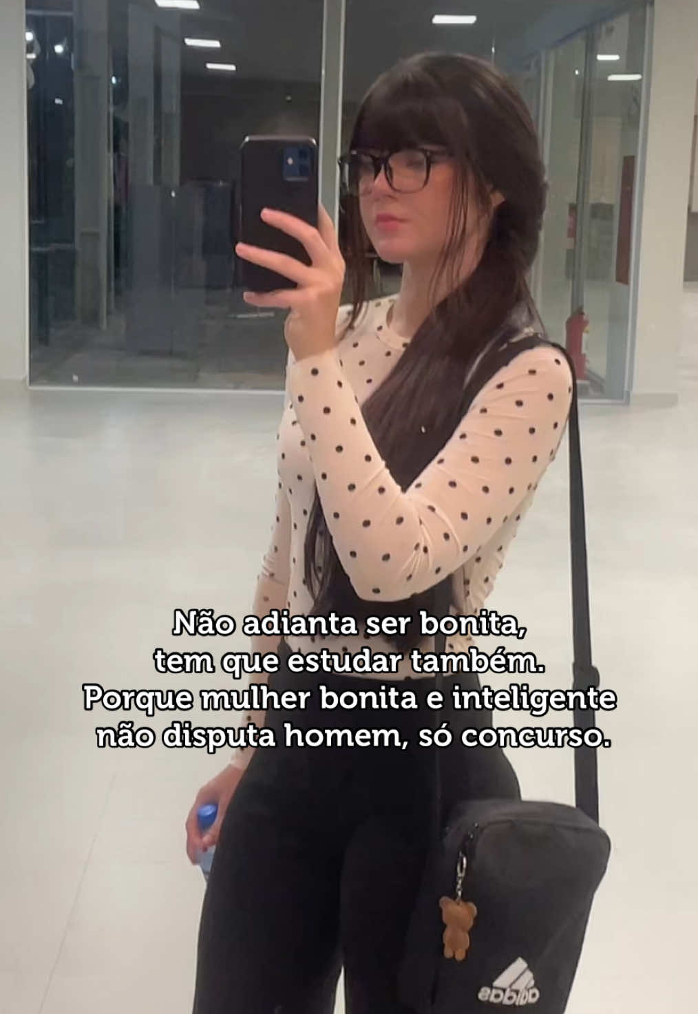 @Livia Cury