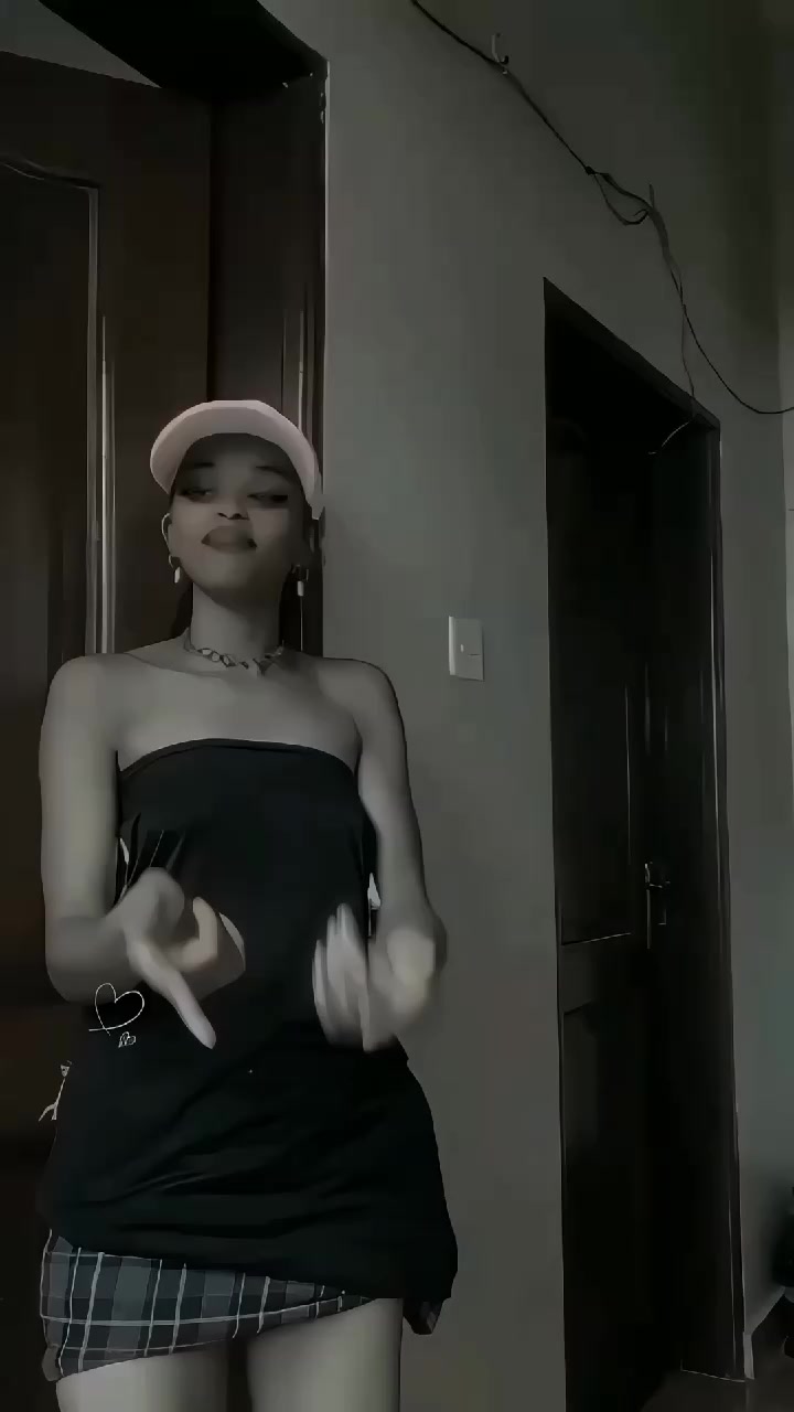 @Aisha 🦋🤎