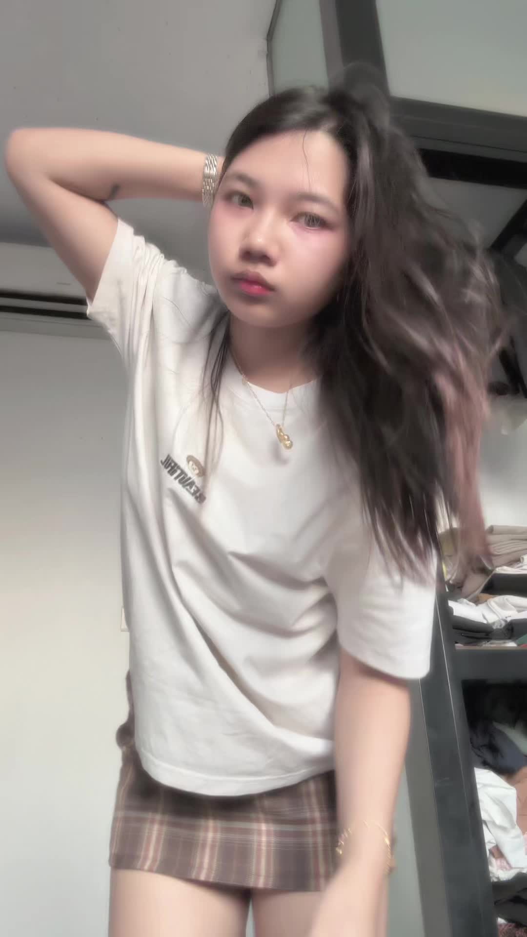 @ခင်