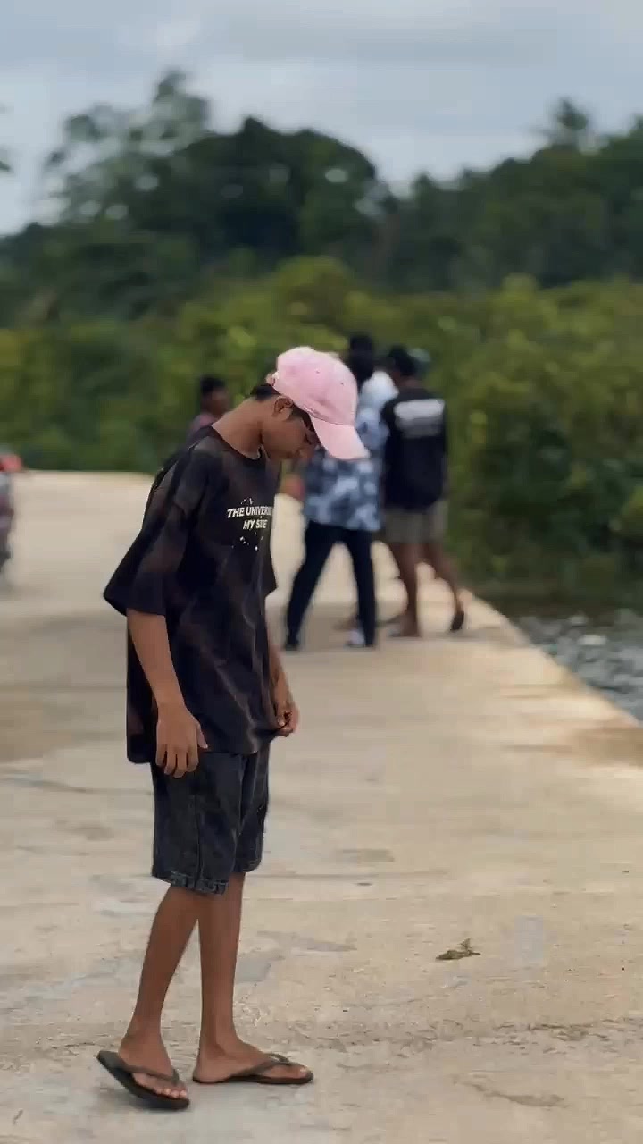 @Chalaa ✝︎