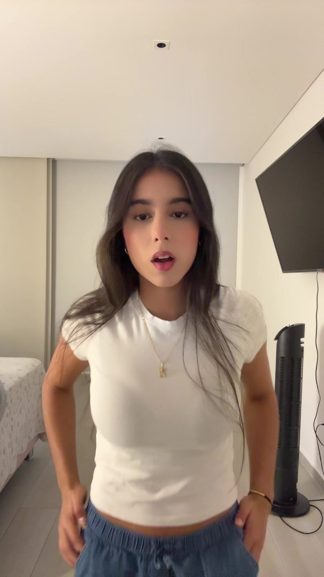 @majoayala.147