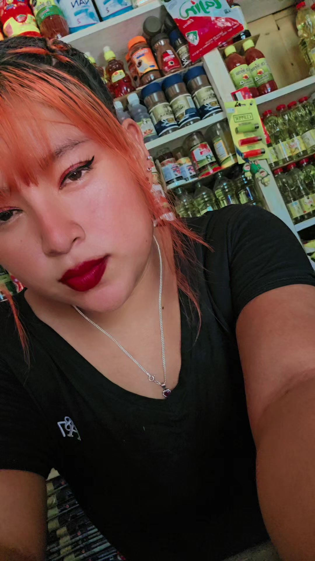 @𝕤𝕠𝕗𝕚 𝕔𝕙𝕚𝕥𝕚𝕔🖤