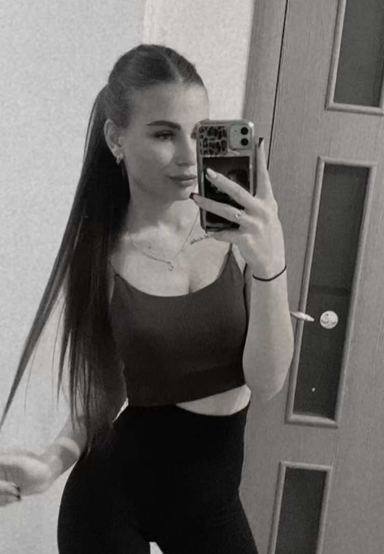 @Katrina🖤