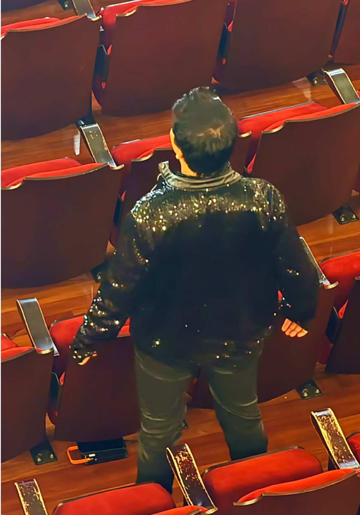 @Julian Andres Tributo Chayanne
