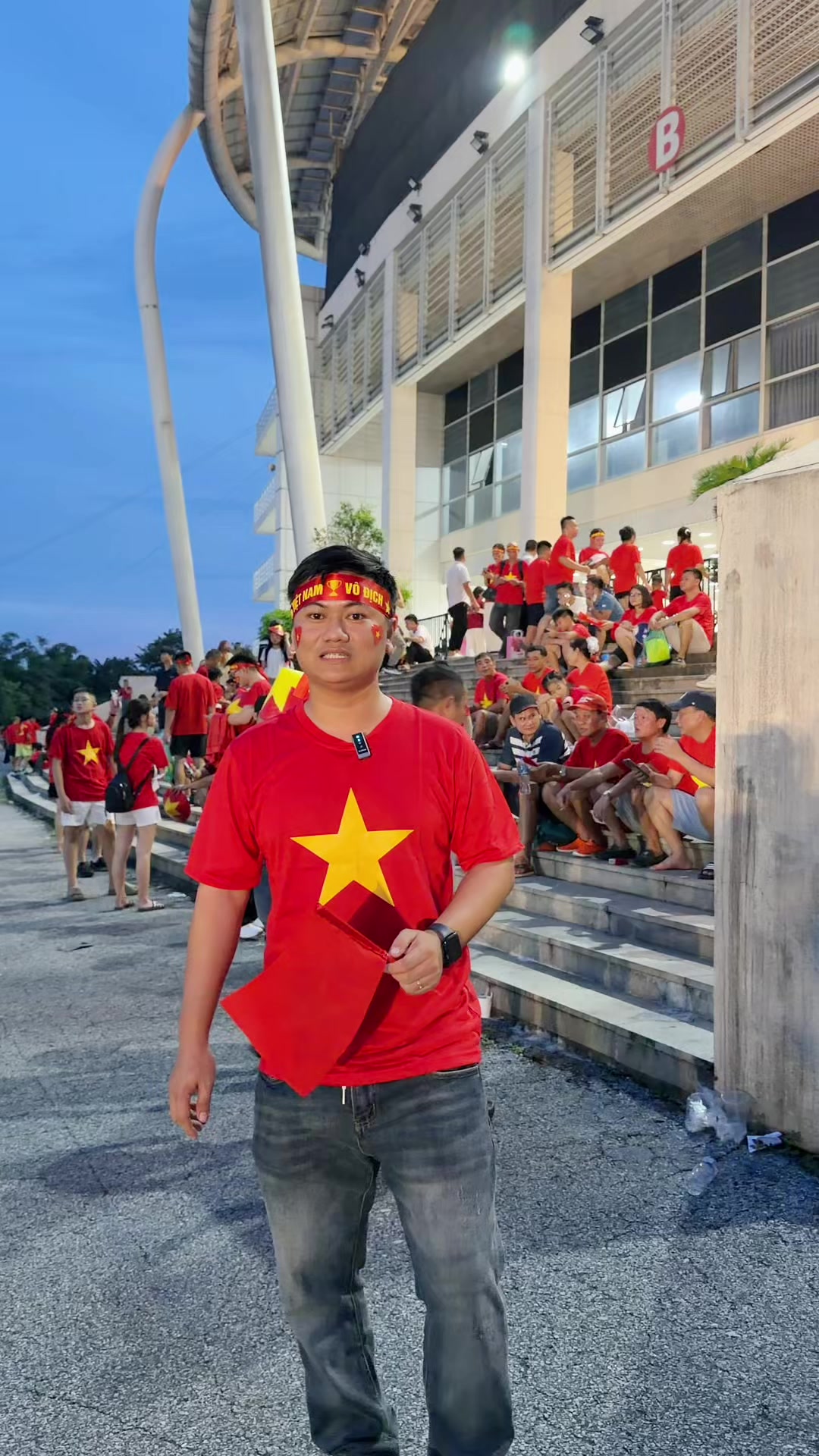 @NAM TAY CÔN II