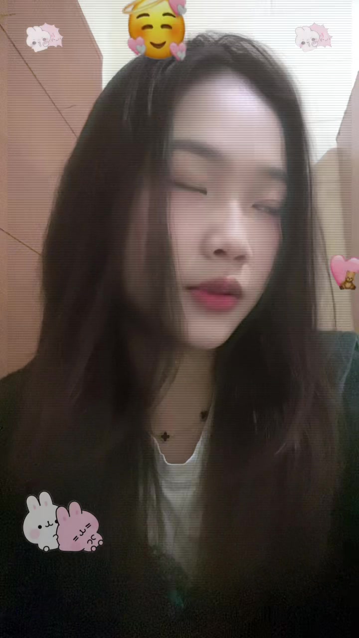 @Randompeoplee
