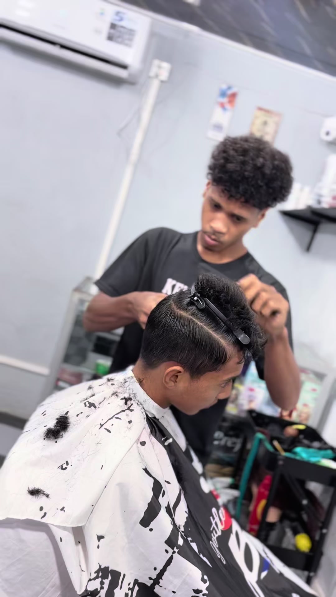 @Puru BarberShop