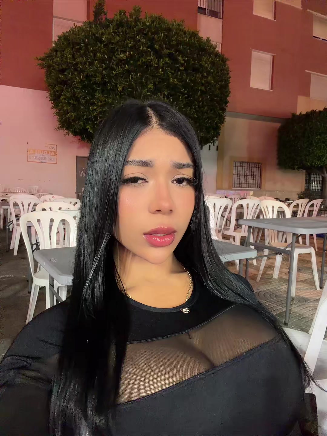 @Andrea Lara