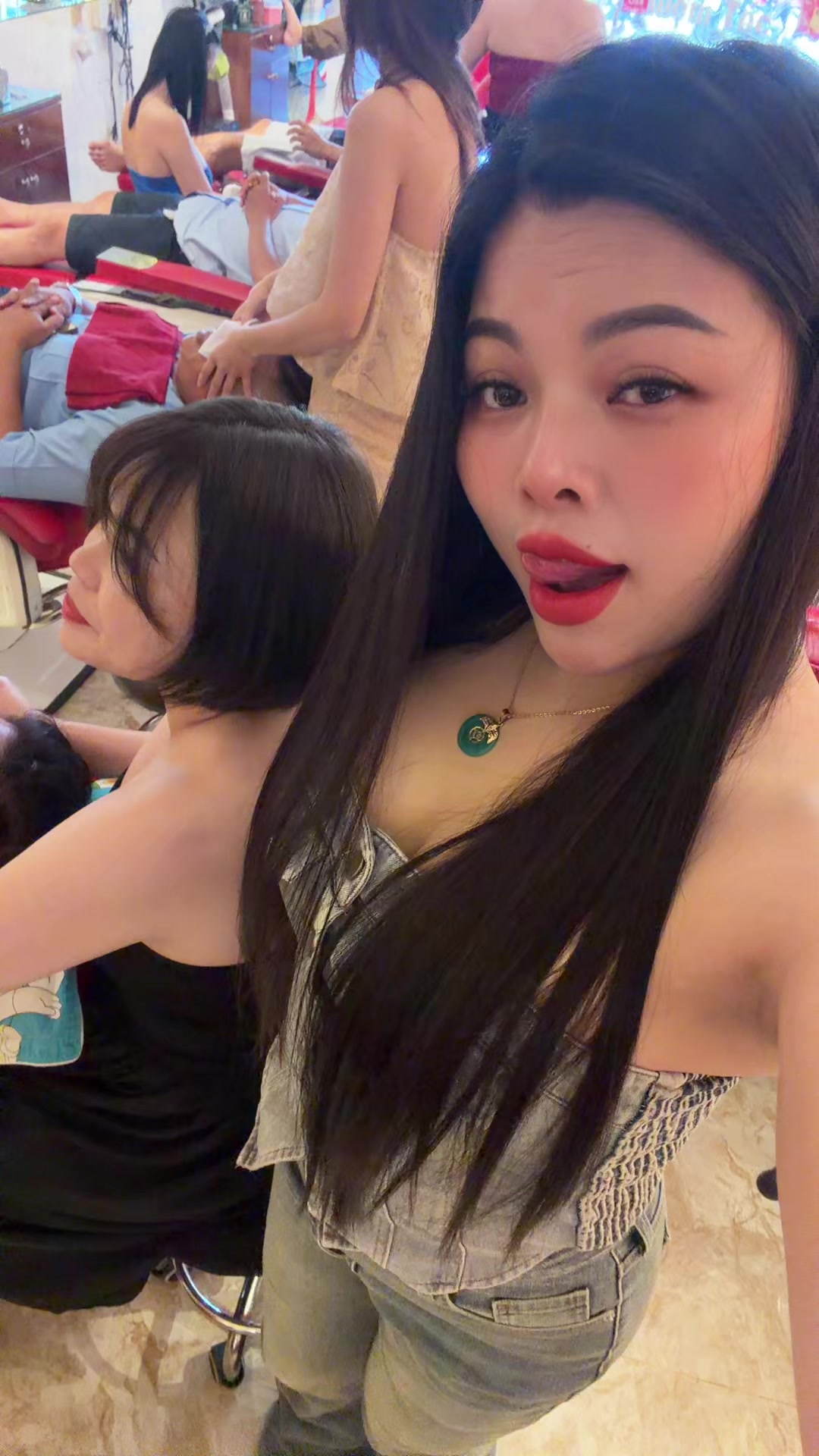 @HỚT TÓC NAM THẢO NGUYÊN Q4