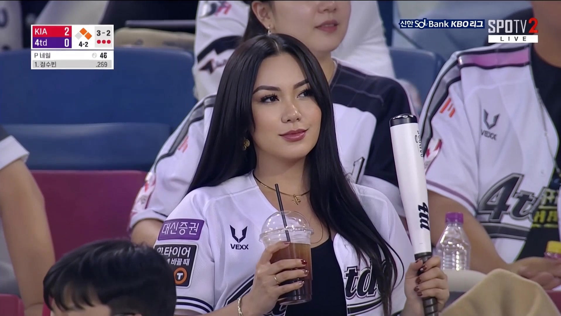 @Maria villalobos