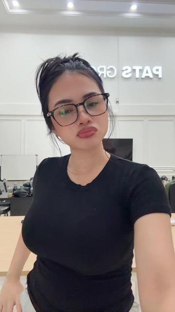 @wassuprachel 👀